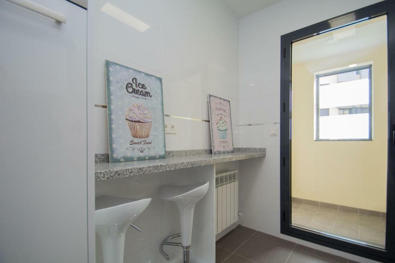 Enjoygranada Arabial 5A - Pool & Free Parking Apartment Exterior foto